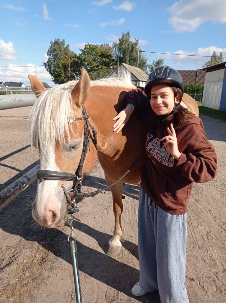 Hipoterapia i dogoterapia – narzędzia wspierające ideę edukacji włączającej